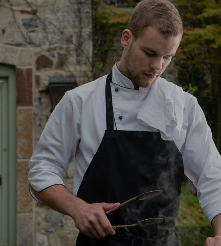Chef cooks bbq for team building near dublin