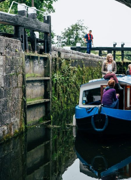 IAE_Kildare_Sallins_GrandCanal_BargeTrip_IMG_6199_LM-1-scaled