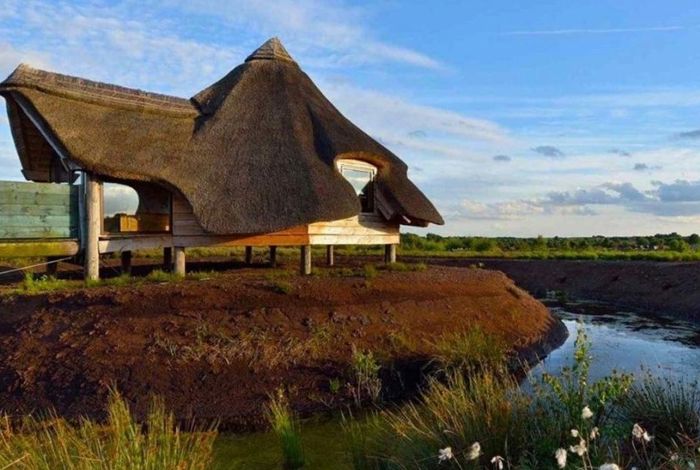 Thatch roof cottage on estate near dublin
