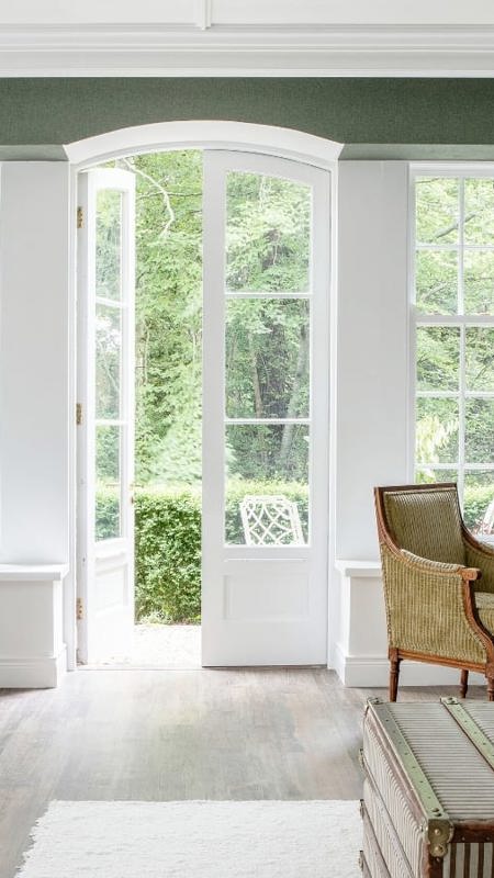 Luxury hotel room with garden near Dublin